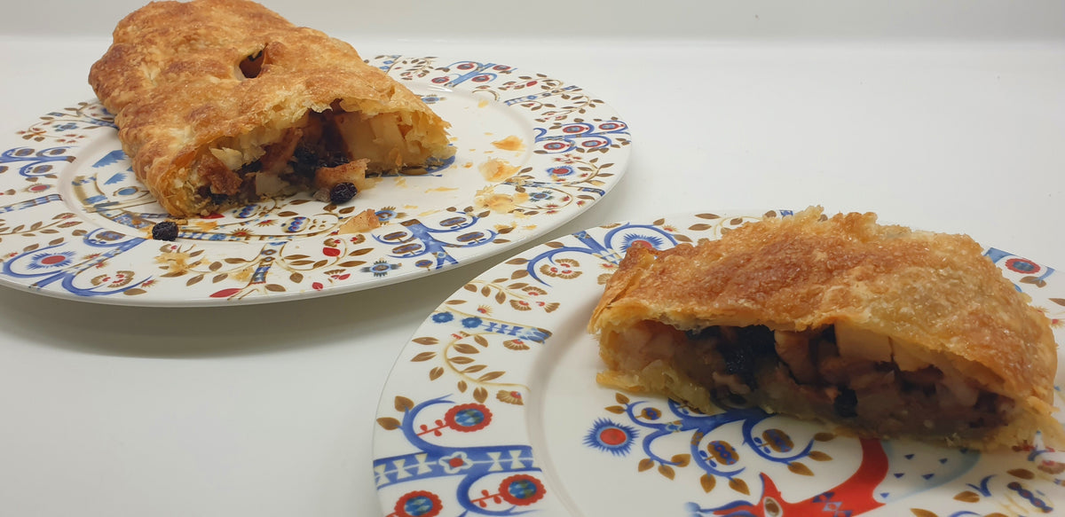 Apple Strudel – Ambra's Kitchen